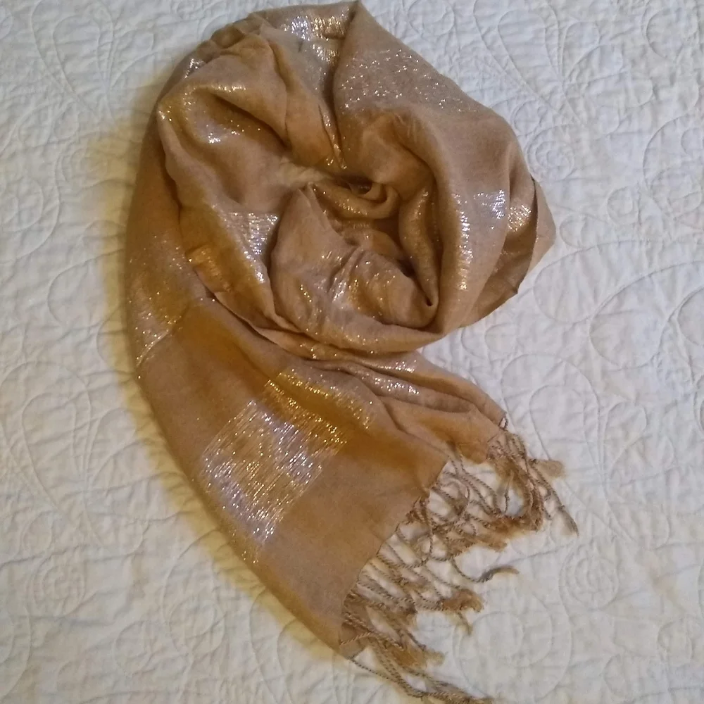 Glittery fashion scarf - Picture 1 of 2